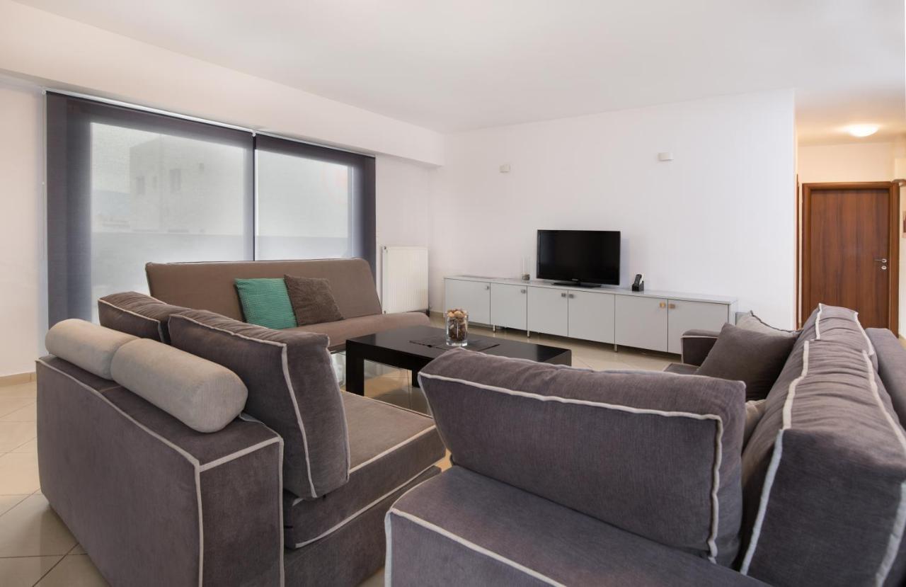 Spacious Modern Apartments With Great Rooftop View Atény Exteriér fotografie